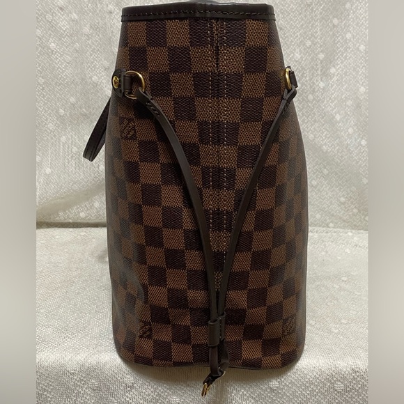 *SOLD*Louis Vuitton Damier Ebene Neverfull MM Tote - Picture 4 of 17